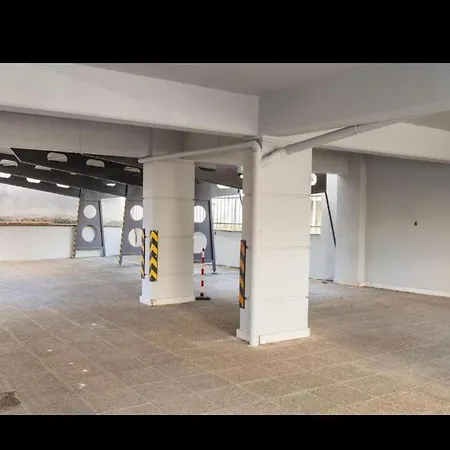 2 With Parking * Lárisza